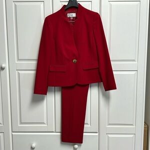 Size 4p red pantsuit